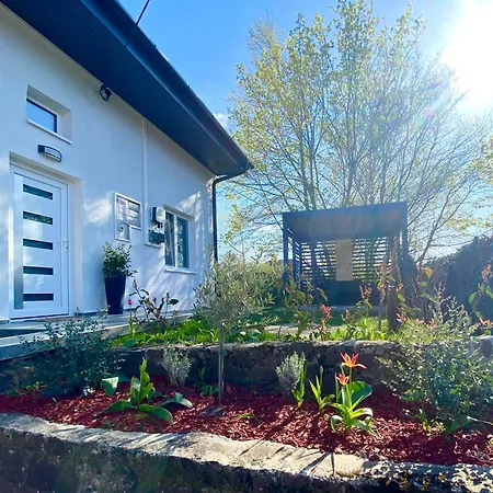 Oazis Apartmanhaz Balatonalmádi Exterior photo